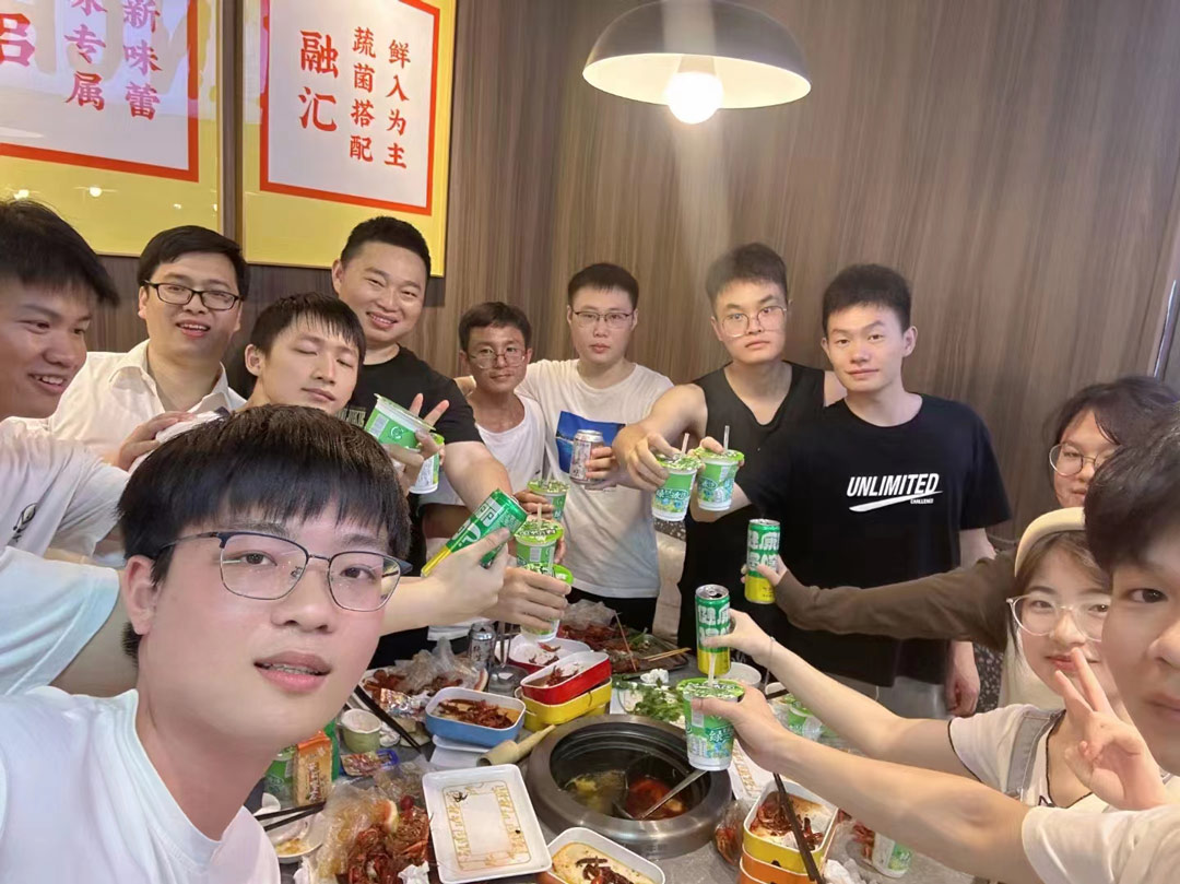 揚(yáng)帆起航，共創(chuàng)佳績(jī)